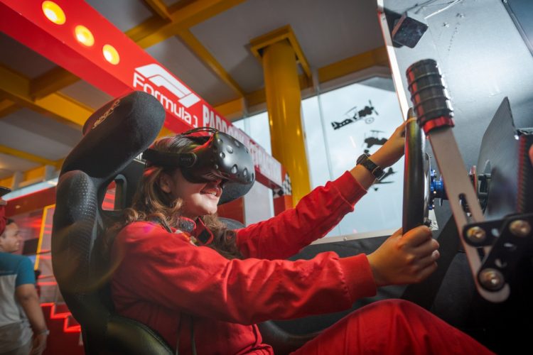 Naik VR Berasa Balapan? Cuma Di VR Racing Simulator Museum Angkut! -