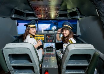 Wahana Simulasi Pesawat Terbang Di Museum Angkut, Rasanya Seperti Sungguhan! -